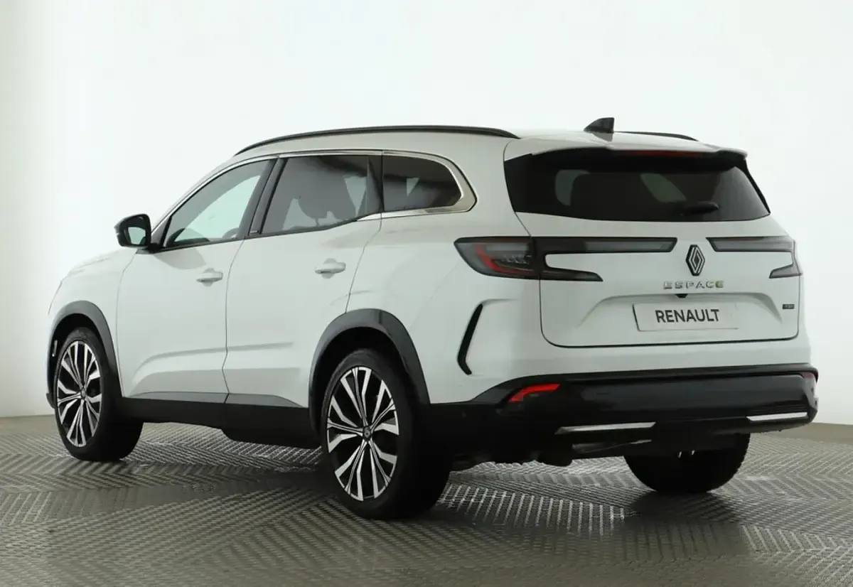 Gebraucht Renault Espace Iconic 200 PS (147 kW) 2025 Perlmuttweiß SUV