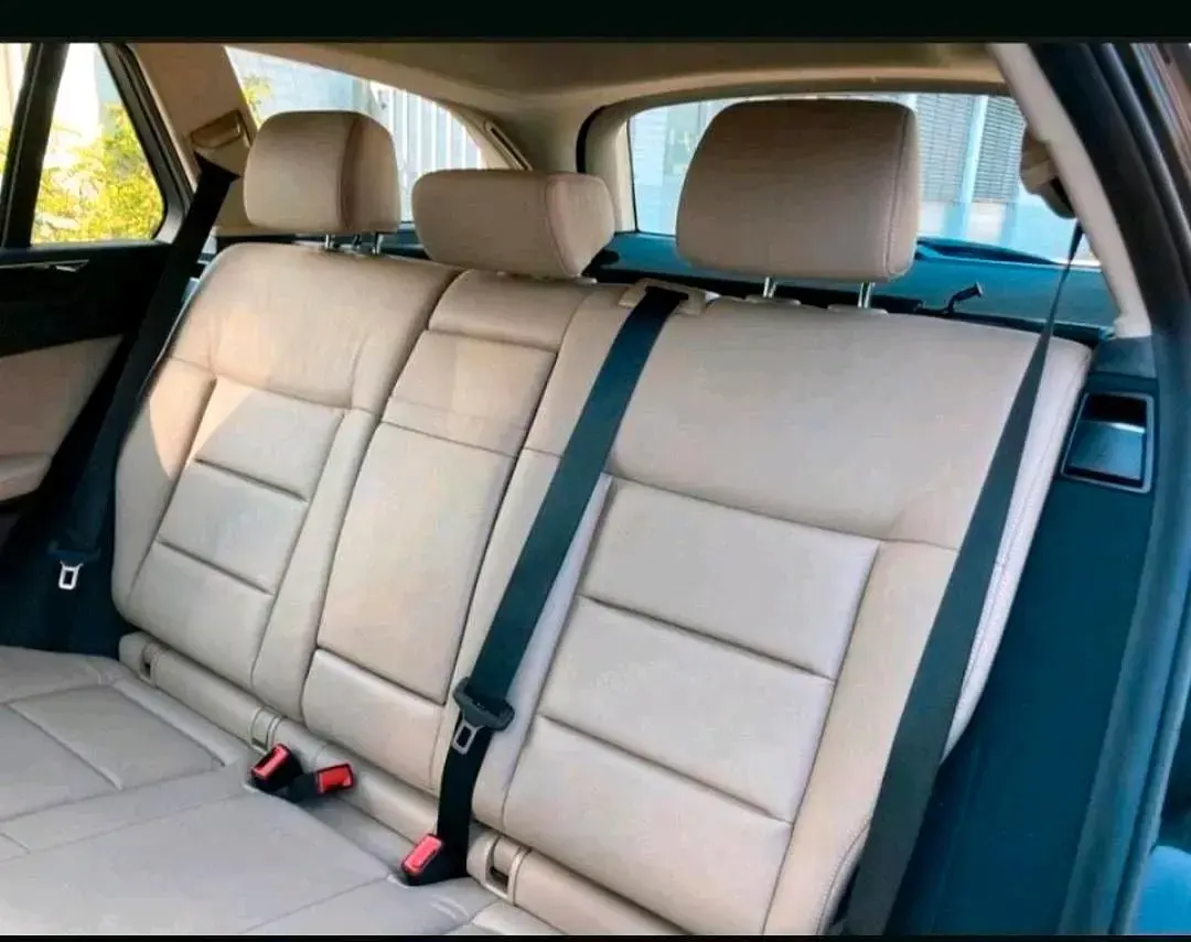 Gebraucht Mercedes E300 Avantgarde 231 PS (169 kW) 2010 Schwarz Kombi