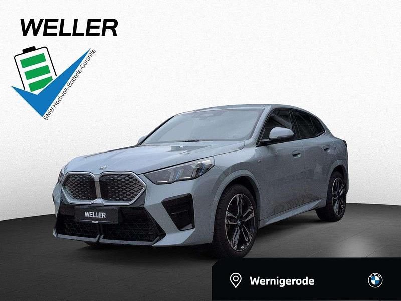 Brooklyn grau (grau) Gebraucht 2024 BMW iX2 Comfort Edition SUV | 45.490 € - Bild 1/3
