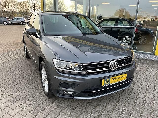 Gebraucht VW Tiguan Highline 150 PS (110 kW) 2019 Indiumgrau metallic SUV