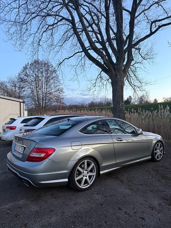 Gebraucht Mercedes C350 306 PS (225 kW) 2011 Grau Coupé