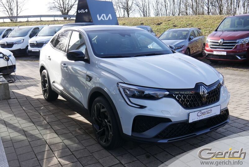 Gebraucht Renault Arkana 143 PS (105 kW) 2022 Andere farbe SUV