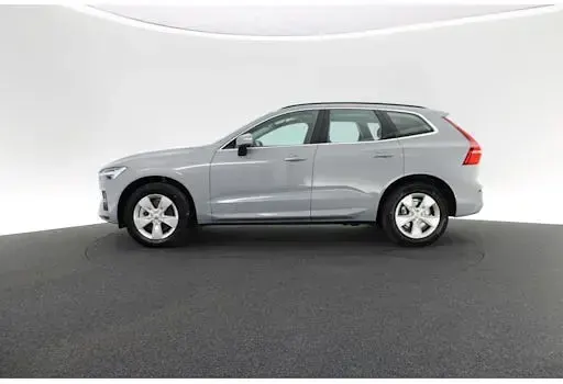 Gebraucht Volvo XC60 Core 197 PS (144 kW) 2023 Grau SUV