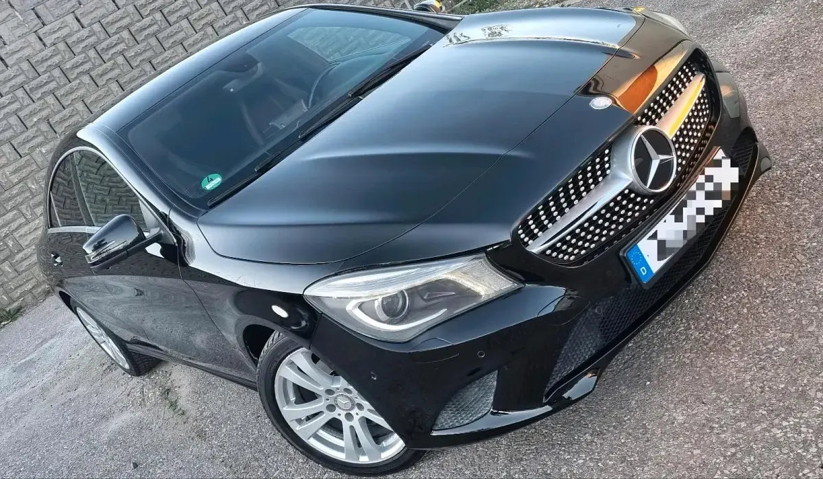 Gebraucht Mercedes CLA220 170 PS (125 kW) 2013 Schwarz Coupé