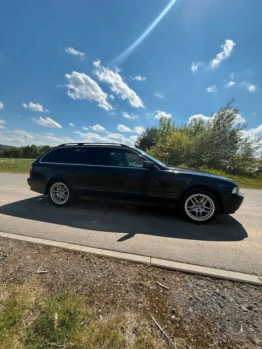 Usata BMW 520 170 CV (125 kW) 2003 Nero Station wagon