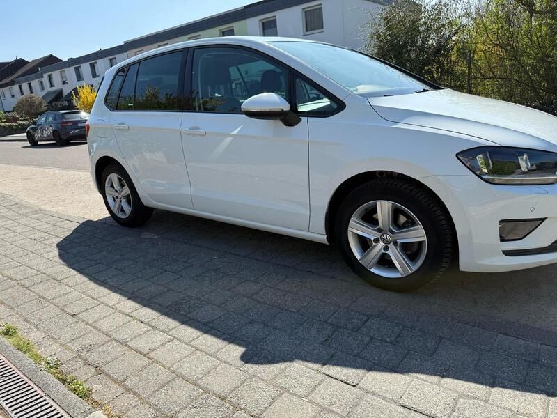 Weiß Gebraucht 2014 VW Golf Sportsvan Van / Kleinbus | 12.000 € (Fairer Preis) - Bild 1/4