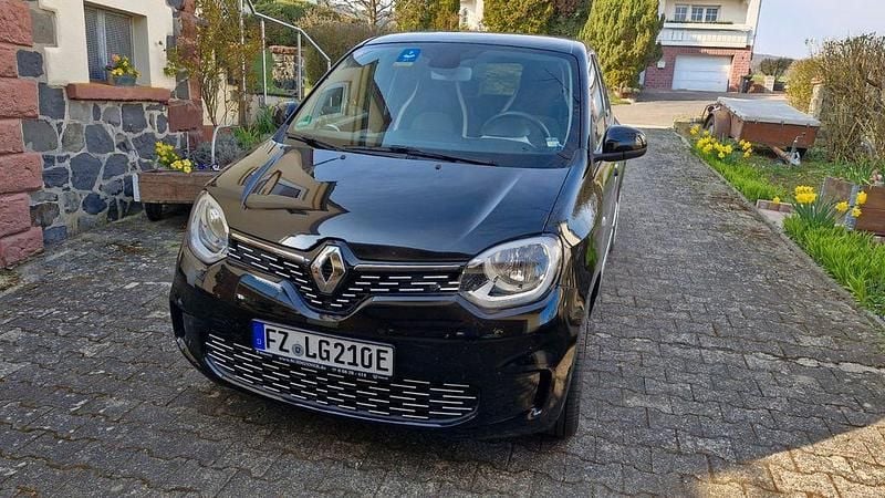 Gebraucht Renault Twingo Vibes 60 kW (82 PS) 2021 Schwarz Kleinwagen