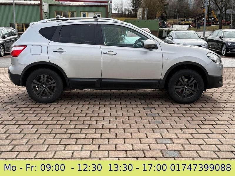 Gebraucht Nissan Qashqai 360º 141 PS (103 kW) 2013 Silber SUV