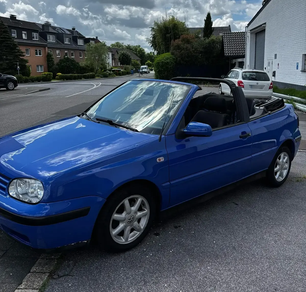 Gebraucht VW Golf 75 PS (55 kW) 1999 Blau Cabrio