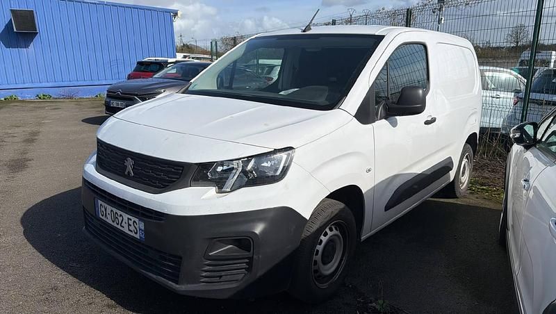 Gebraucht Peugeot Partner 102 PS (75 kW) 2024 Blanc icy Van / Kleinbus