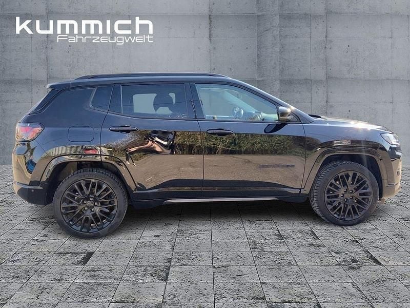 Gebraucht Jeep Compass 179 PS (131 kW) 2022 Schwarz SUV