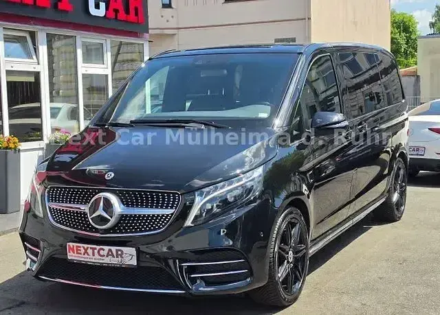 Gebraucht Mercedes V300 Avantgarde Edition 237 PS (174 kW) 2023 Schwarz Van / Kleinbus