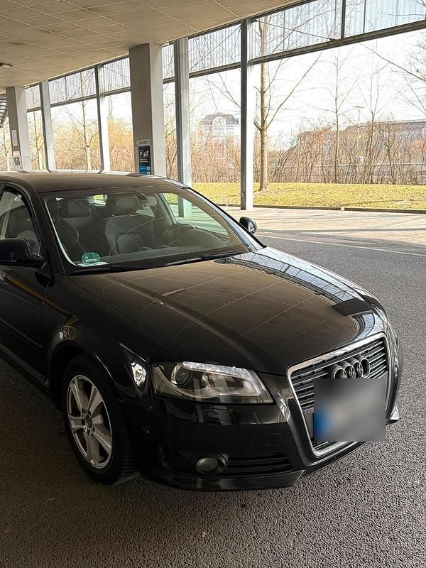 Gebraucht Audi A3 105 PS (77 kW) 2009 Schwarz Kleinwagen