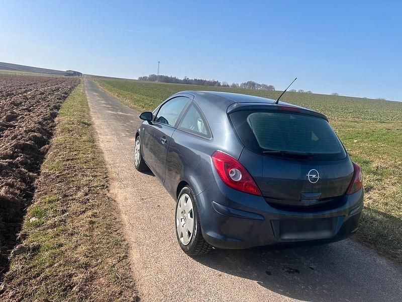 Gebraucht Opel Corsa 84 PS (61 kW) 2010 Blau Kleinwagen