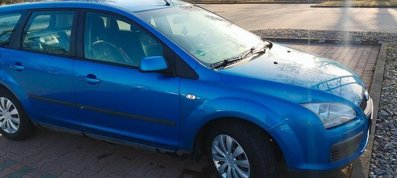 Gebraucht Ford Focus 101 PS (74 kW) 2006 Blau Kombi