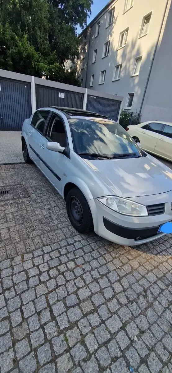Gebraucht Renault Mégane 113 PS (83 kW) 2004 Grau Limousine