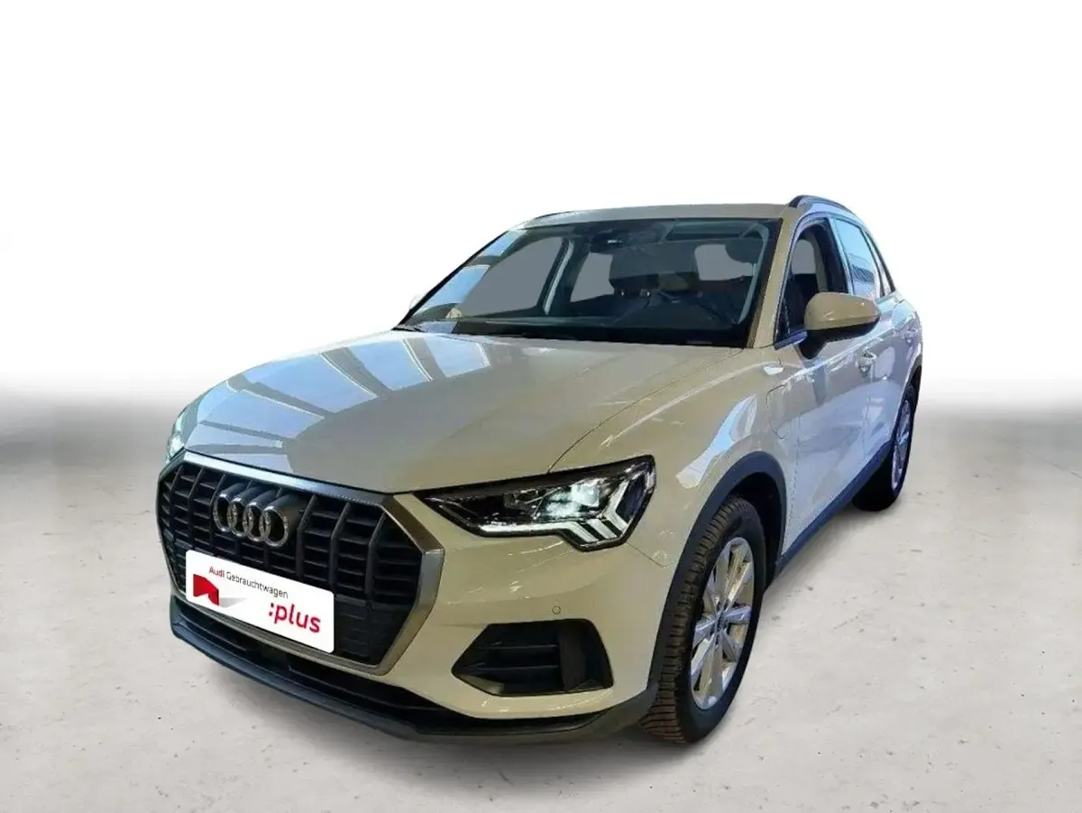 Gebraucht Audi Q3 Ambiente 245 PS (180 kW) 2022 Weiß SUV
