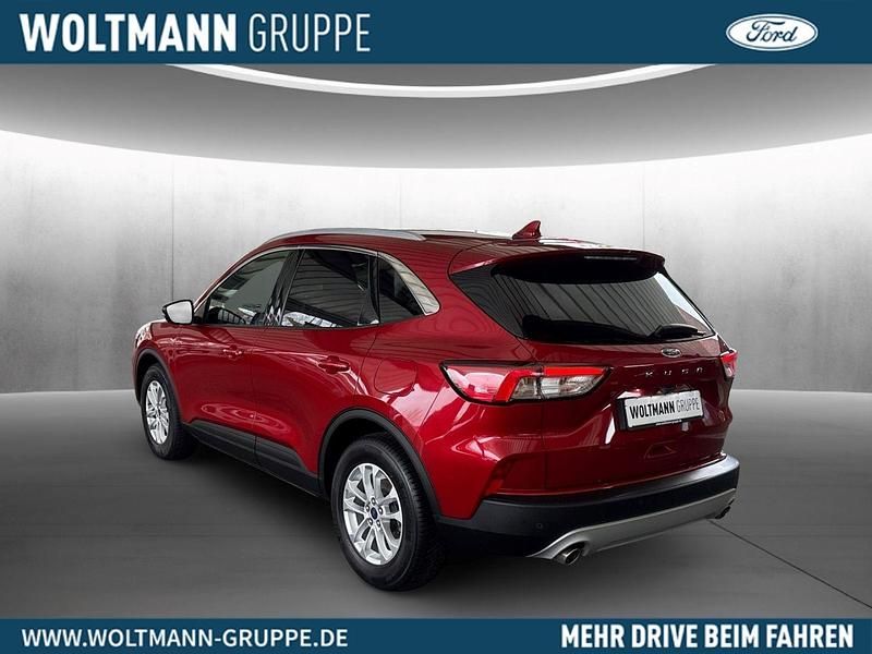 Gebraucht Ford Kuga Titanium 150 PS (110 kW) 2021 Lucidrot metallic SUV