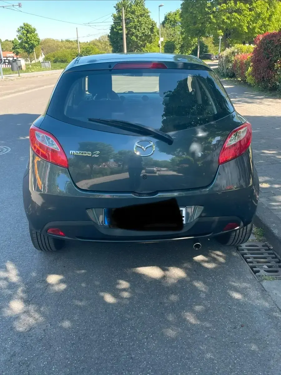 Second-hand Mazda 2 75 CP (55 kW) 2012 Gri Hatchback