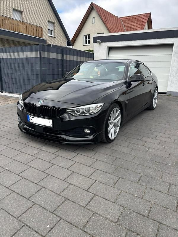 Schwarz Gebraucht 2016 BMW 430 Coupé | 22.950 € (Fairer Preis) - Bild 1/4