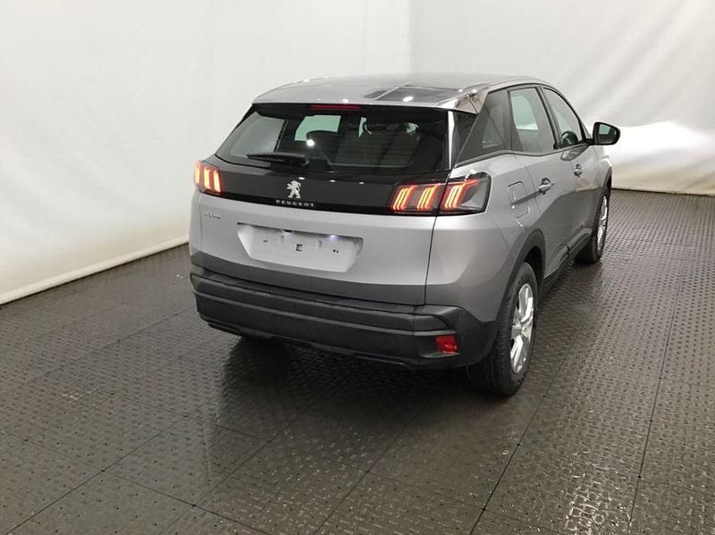 Gebraucht Peugeot 3008 Active 131 PS (96 kW) 2021 SUV