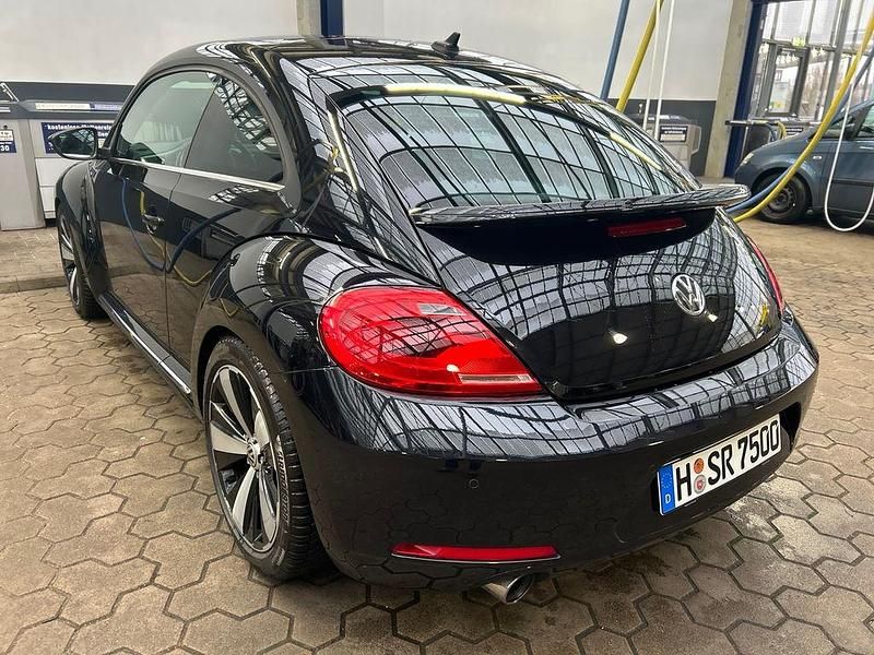 Gebraucht VW Beetle Sport 200 PS (147 kW) 2011 Schwarz Kleinwagen