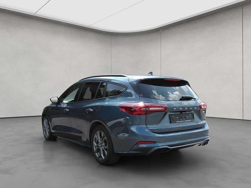 Gebraucht Ford Focus ST-Line X 125 PS (91 kW) 2023 Blau Kombi
