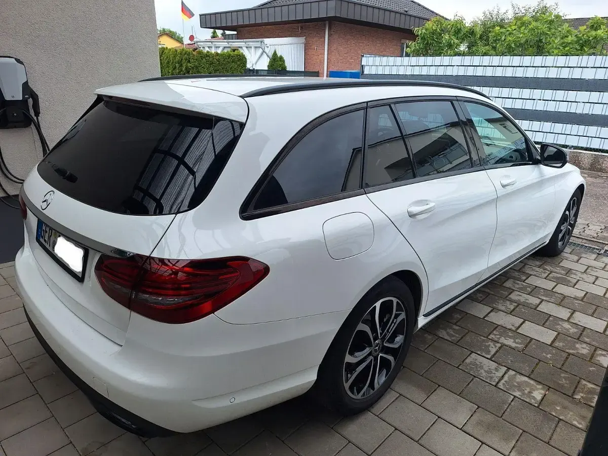 Gebraucht Mercedes C200 150 PS (110 kW) 2018 Weiß Kombi