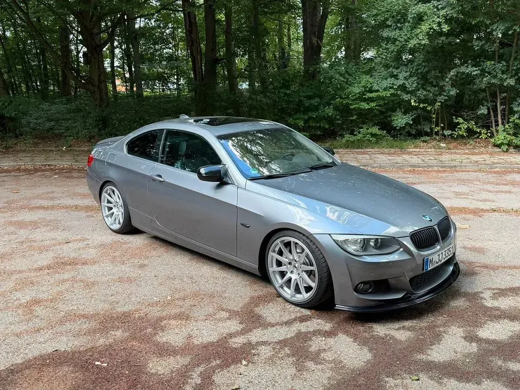 Gebraucht BMW 335 Performance 306 PS (225 kW) 2011 Grau Coupé