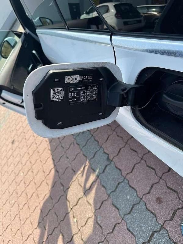 Gebraucht Mercedes CLA200 AMG line 163 PS (119 kW) 2020 Coupé
