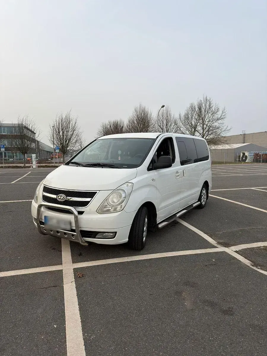 Gebraucht Hyundai H-1 170 PS (125 kW) 2011 Van / Kleinbus