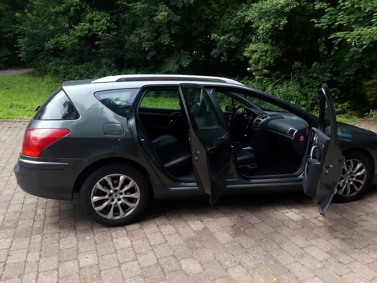 Gebraucht Peugeot 407 136 PS (100 kW) 2007 Grau Kombi