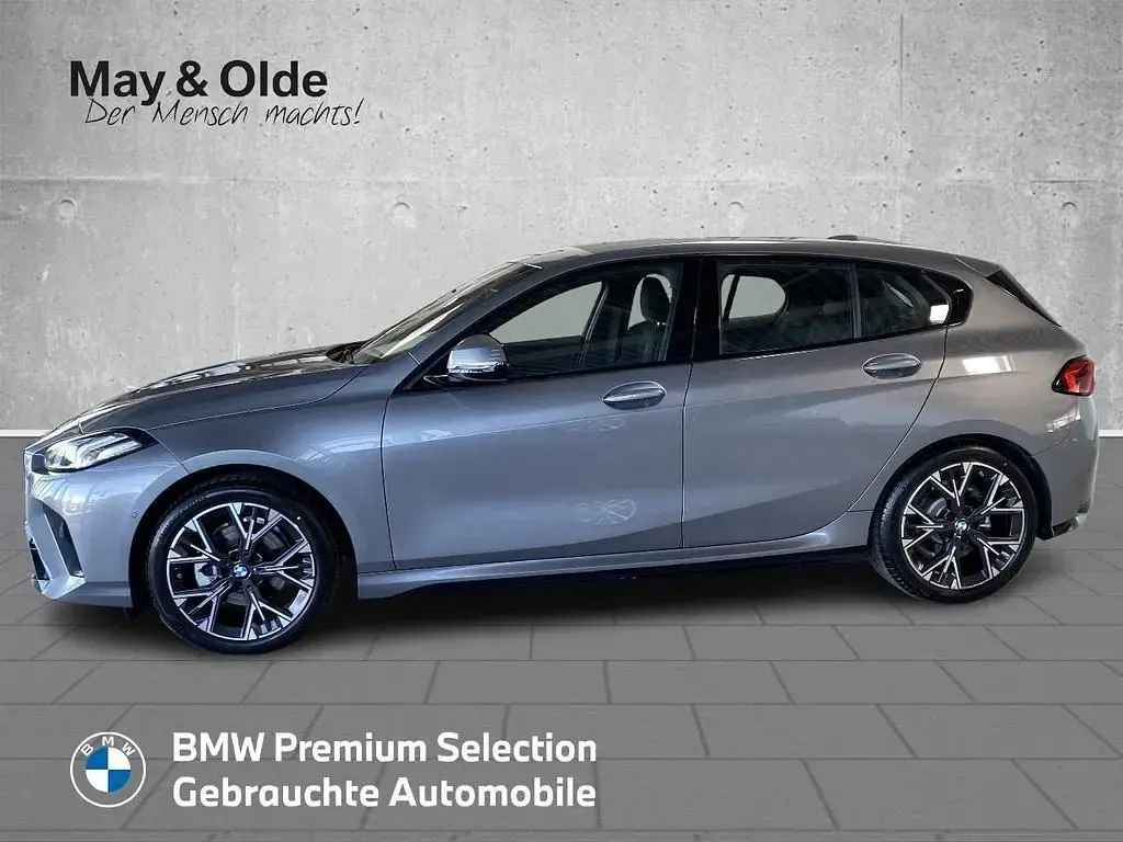 Gebraucht BMW 120 Performance 170 PS (125 kW) 2025 Grau Kleinwagen