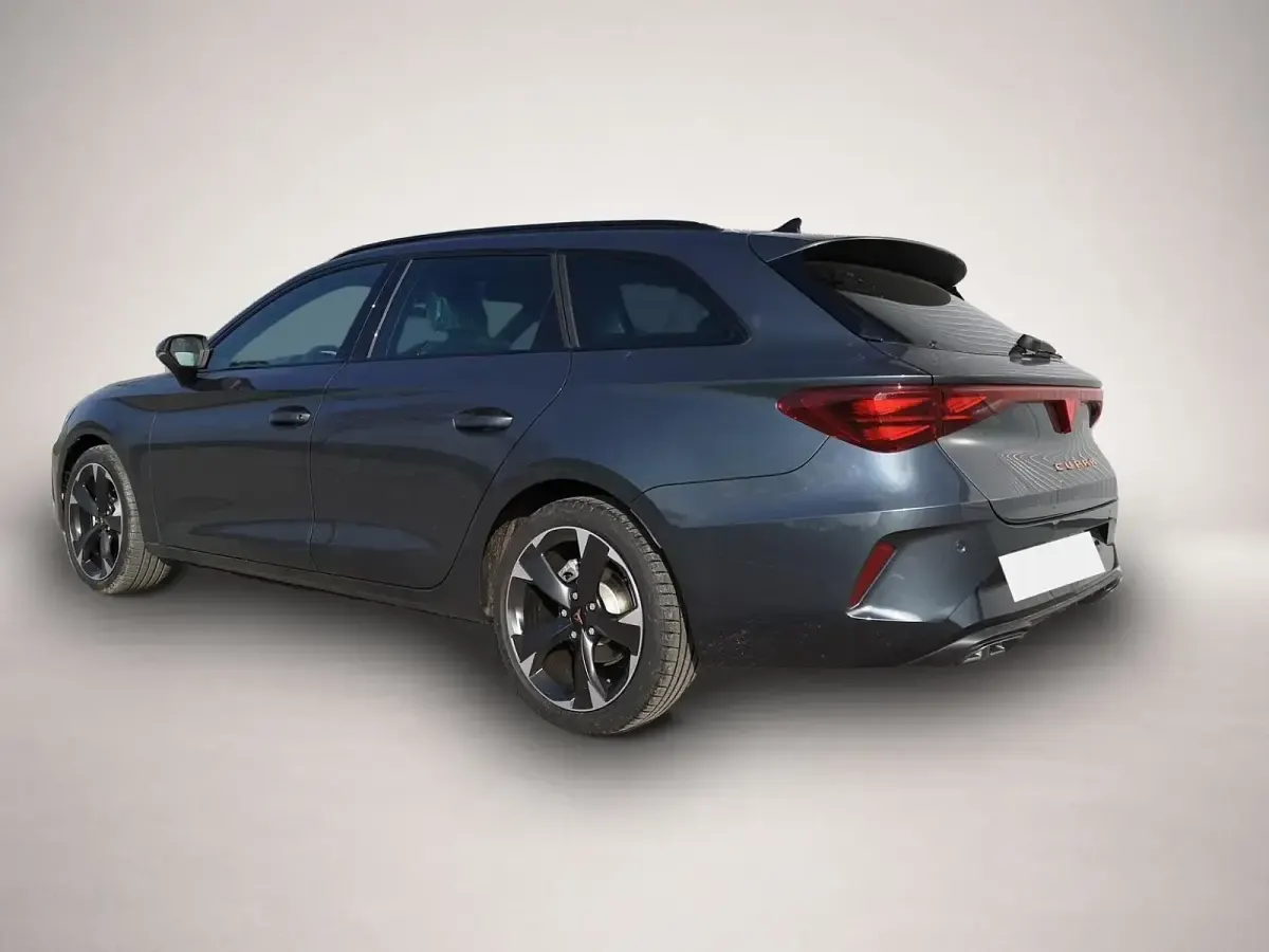 Neu Cupra Leon 150 PS (110 kW) 2026 Grau Kombi