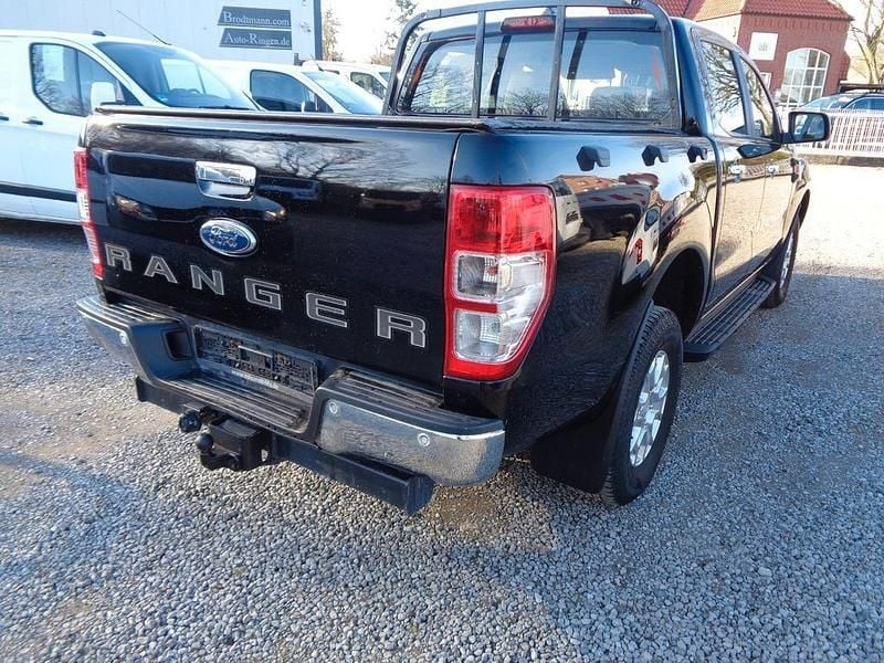 Gebraucht Ford Ranger XLT 170 PS (125 kW) 2022 Agate black Pickup