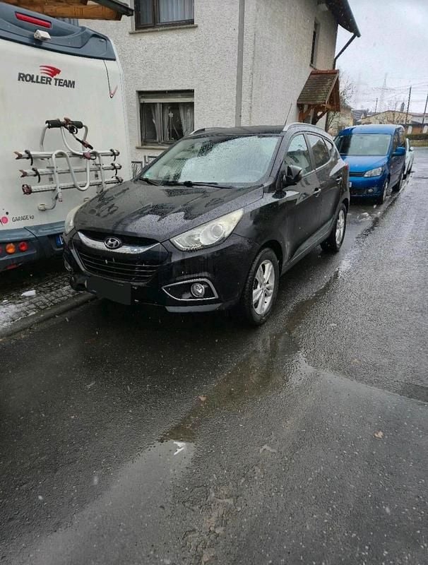 Schwarz Gebraucht 2010 Hyundai ix35 SUV | 5.700 € (Fairer Preis) - Bild 1/4