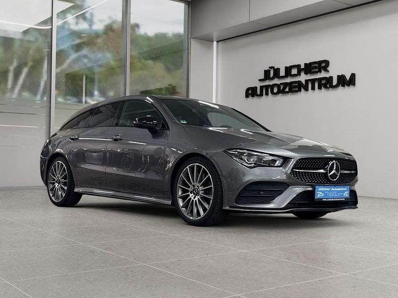 Grau Gebraucht 2020 Mercedes CLA250 Shooting Brake AMG line Kombi | 27.990 € (Guter Preis) - Bild 1/4