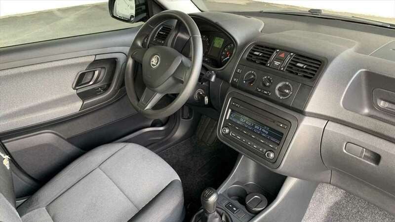 Gebraucht Skoda Fabia 86 PS (63 kW) 2014 Grau / quarzgrau / metallic Kleinwagen