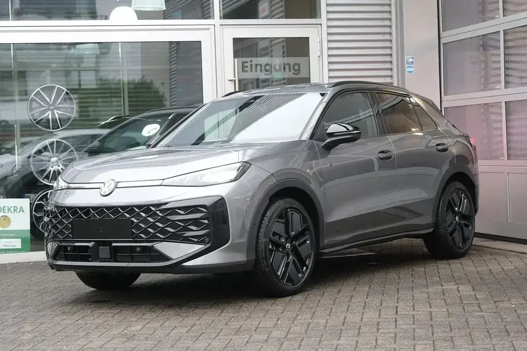 Neu VW T-Roc R-line 150 PS (110 kW) 2026 Wolf grey metallic SUV