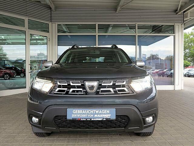 Gebraucht Dacia Duster Comfort 131 PS (96 kW) 2022 Grau SUV