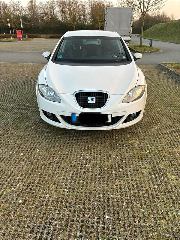 Gebraucht Seat Leon 125 PS (91 kW) 2009 Weiß Kleinwagen