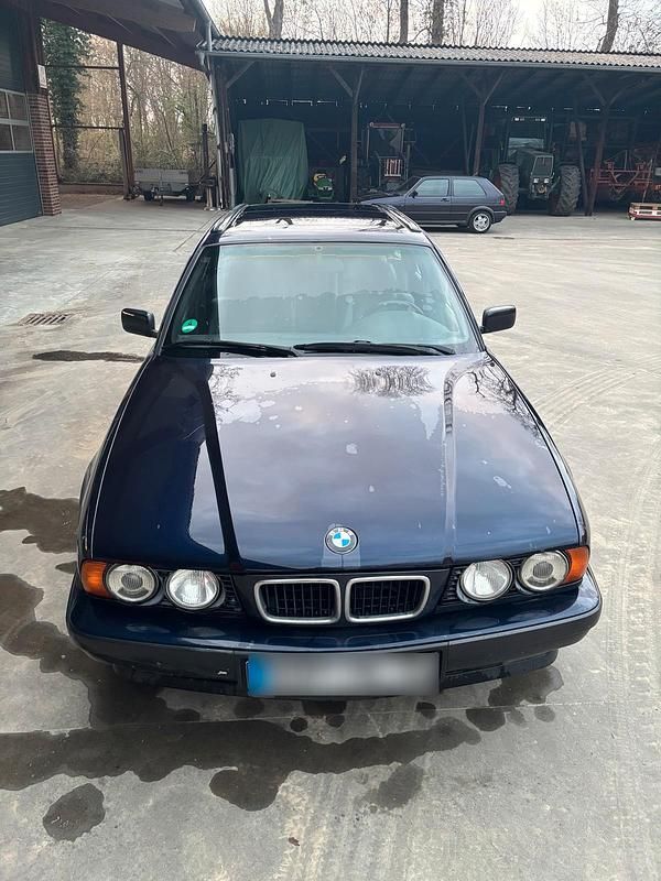 Second-hand BMW 520 150 CP (110 kW) 1995 Albastru Break