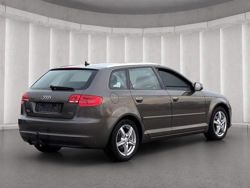 Gebraucht Audi A3 Ambition 140 PS (102 kW) 2012 Grau Kleinwagen