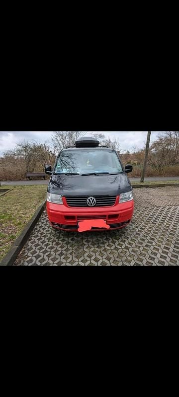 Gebraucht VW T5 105 PS (77 kW) 2005 Rot Van