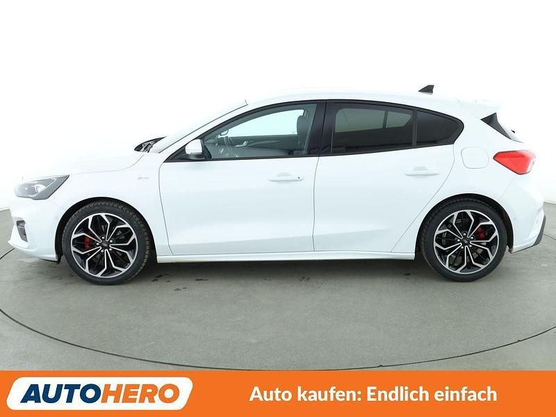 Gebraucht Ford Focus ST-Line X 155 PS (114 kW) 2021 Weiß Limousine