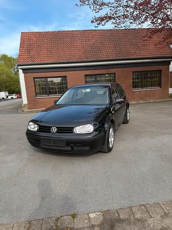 Second-hand VW Golf IV 75 CP (55 kW) 2003 Hatchback