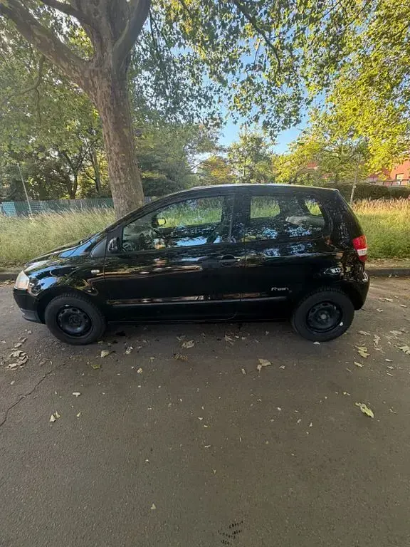 Gebraucht VW Fox 55 PS (40 kW) 2008 Schwarz Kleinwagen