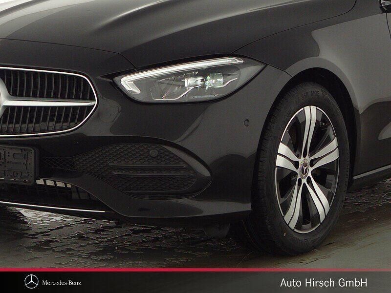 Gebraucht Mercedes C220 Avantgarde 200 PS (147 kW) 2022 Obsidianschwarz Limousine