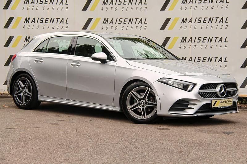 Silber Gebraucht 2018 Mercedes A200 AMG line Limousine | 19.999 € (Guter Preis) - Bild 1/4