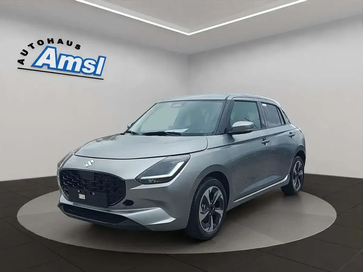 Gebraucht Suzuki Swift Comfort+ 83 PS (61 kW) 2026 Grau Kleinwagen